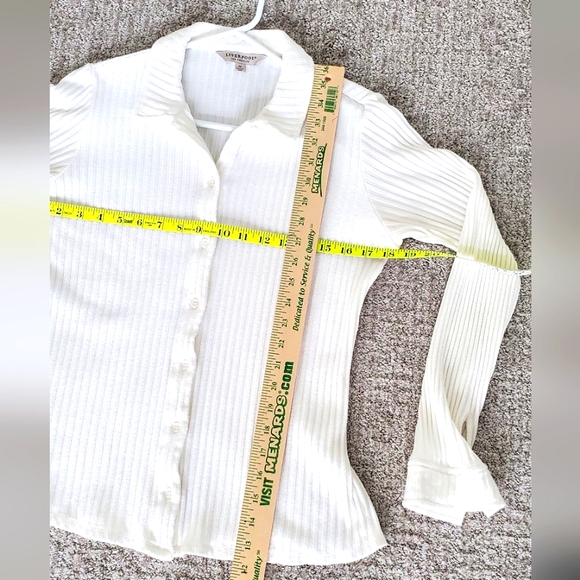 Liverpool knit cream long sleeve shirt. Medium - Picture 6 of 6